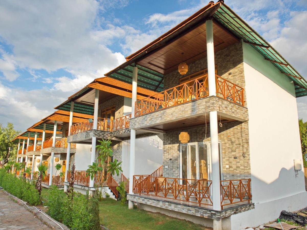 Wild Rose Resort And Spa Пушкар Екстериор снимка