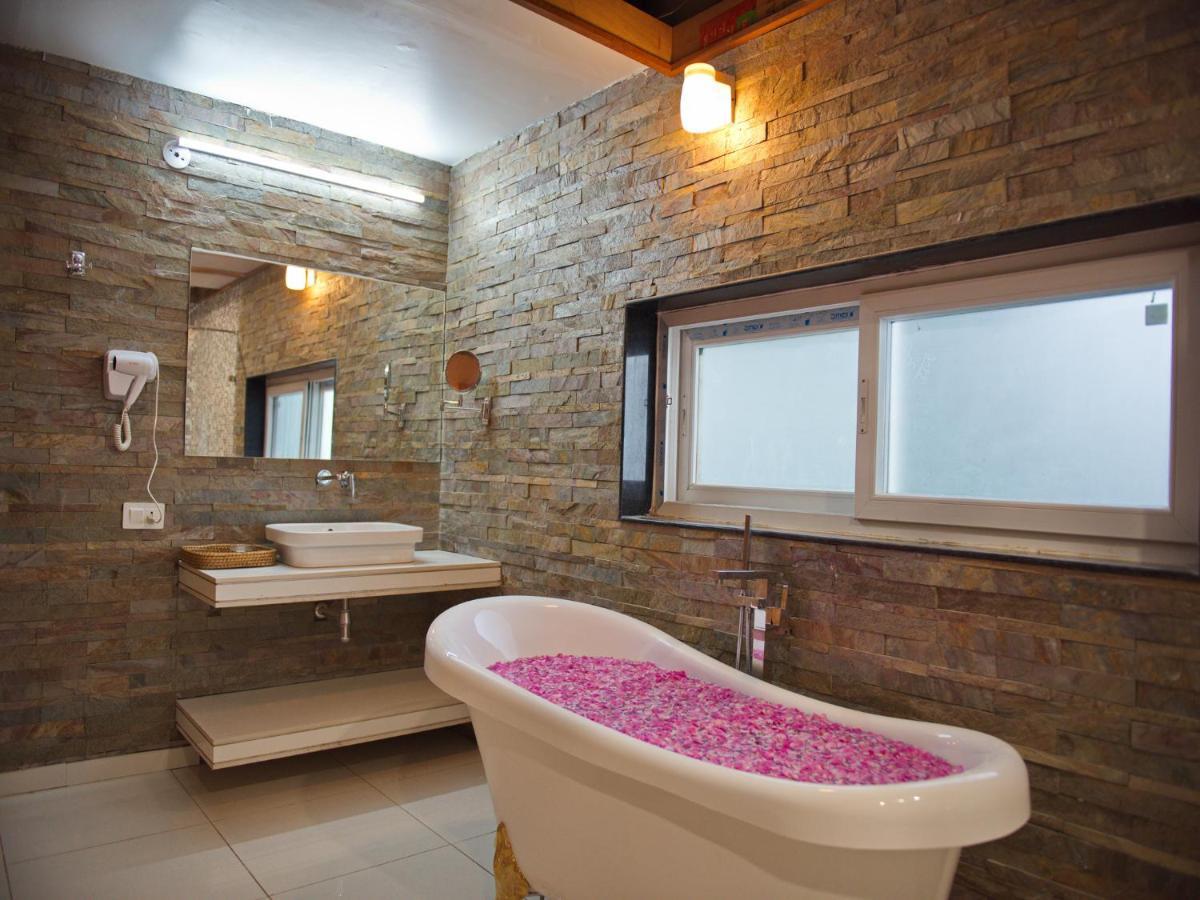 Wild Rose Resort And Spa Пушкар Екстериор снимка